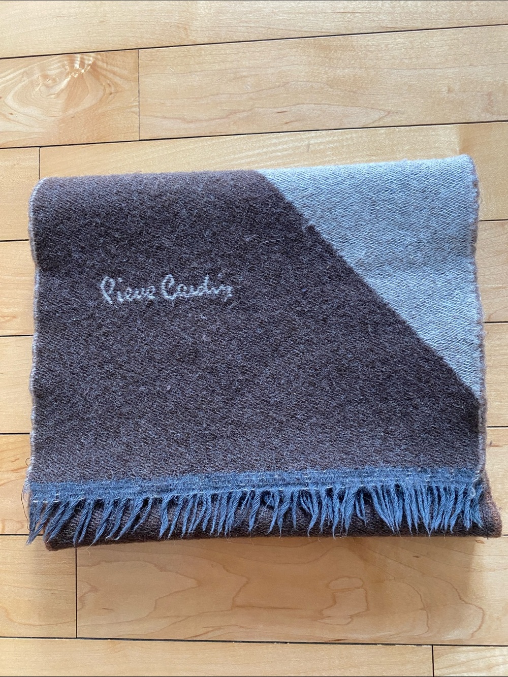 Pierre Cardin vintage Reversible Brown & Gray Wool Blend Scarf L:60” W:9”